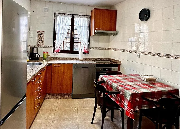 펜션 Casa Narcisa - Perfecta Familias Y Grupos - Valle Del Silencio